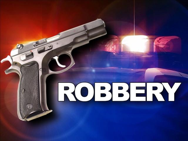 Suspected robber hacked to death