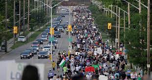 Thousands march in support of Muslim family killed in Canada