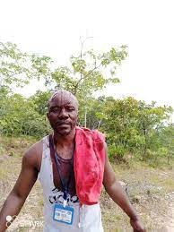 Police officer hacked by farmers of Canabis Police officer hacked by farmers of Canabis