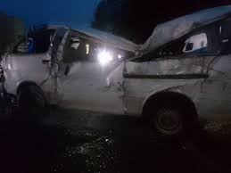 Students die in minibus accident on education trip