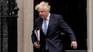 UK Premier resigns UK Premier resigns
