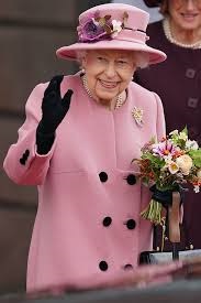 Queen Elizabeth dies aged 96, after reigning 70 years Queen Elizabeth dies aged 96, after reigning 70 years