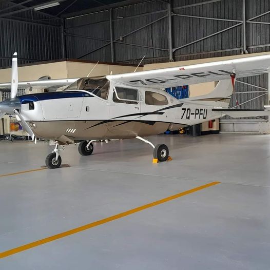 Aircraft crashes in Lake Malawi with 3 foreign passengers Aircraft crashes in Lake Malawi with 3 foreign passengers