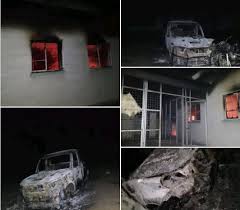 Angry People attack Mozambican, Malawian Police at Nayuchi Angry People attack Mozambican, Malawian Police at Nayuchi